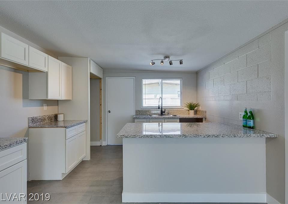 1st image of 5264 Blanton Dr