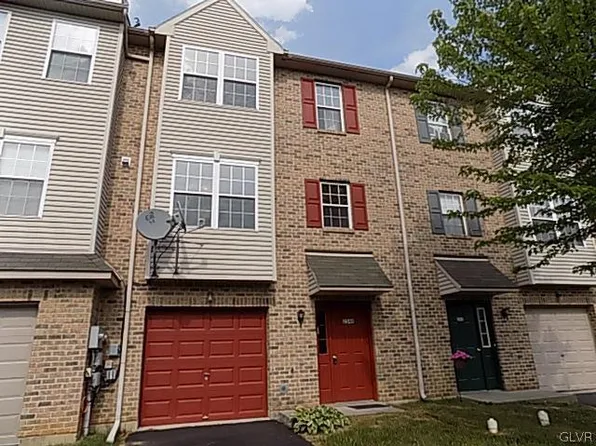 2548 Penns Ridge Blvd, Easton, PA 18040