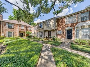 7505 Memorial Woods Dr #B13, Houston, TX 77024