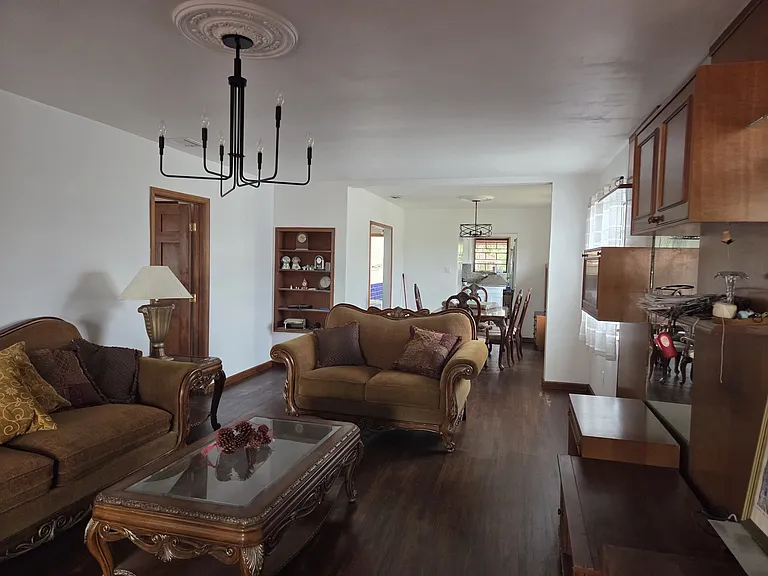 164 Navajo St — Photo 5