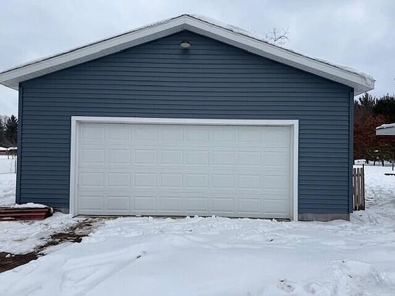 4th image of 495 S Maple Island Rd