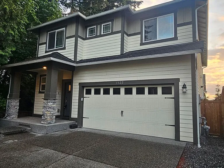 4422 237th Pl SE — Photo 1