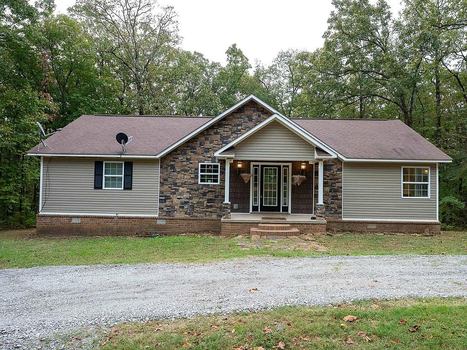 1st image of 15 Vista Pointe Dr