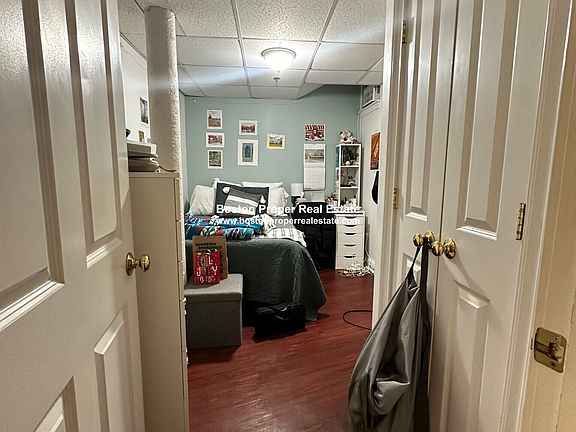 5th image of 211 Park Dr APT B1