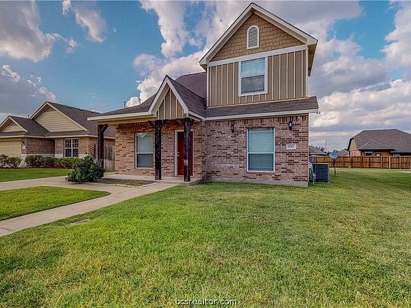 2nd image of 2501 Horse Shoe Dr