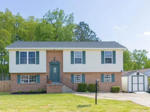 45765 Oliver Ct, Great Mills, MD 20634