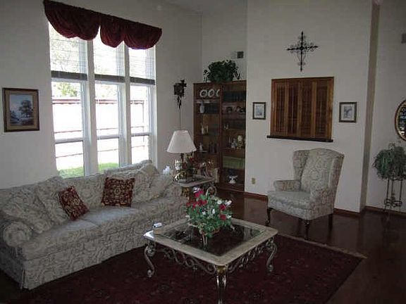 5th image of 3617 Sandia Dr