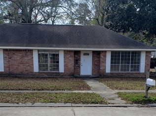 211 Markham Dr, Slidell, LA 70458
