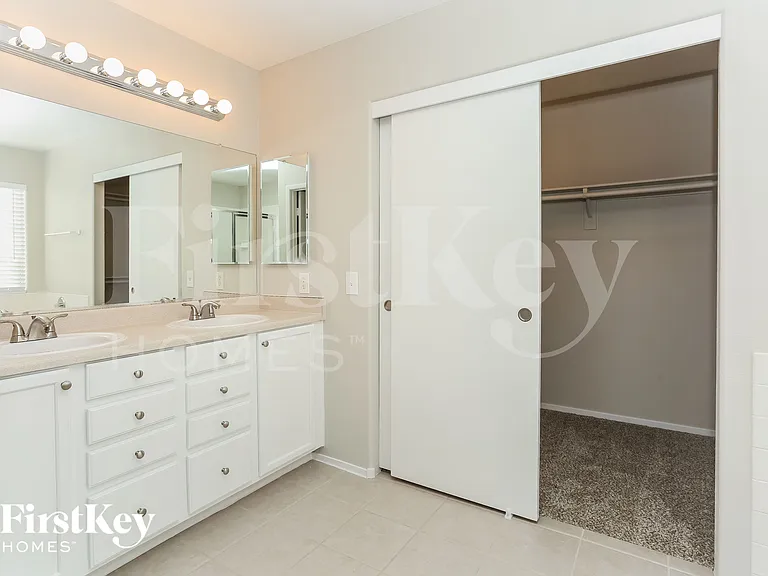 7833 Smokerise Ct — Photo 9