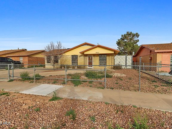 2nd image of 10812 Aquamarine Dr