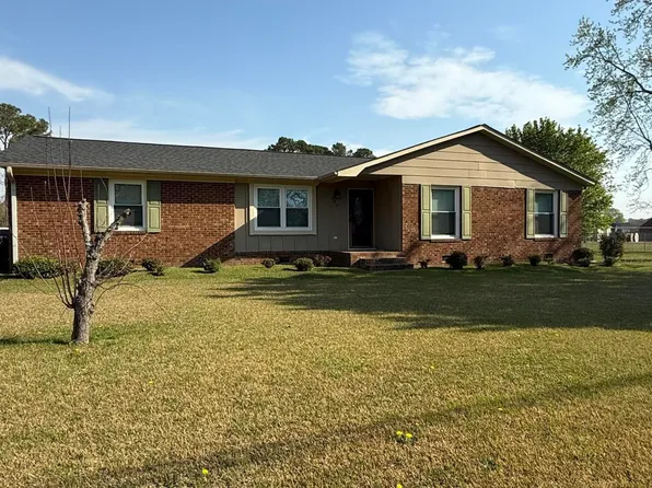 583 Main St, Winterville, NC 28590