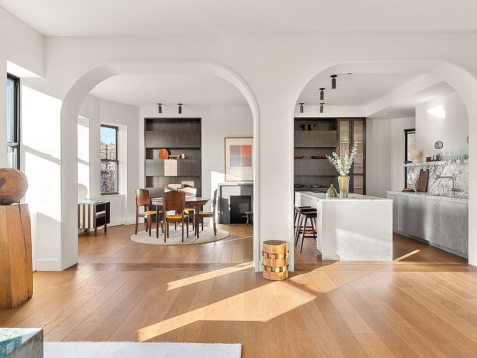 1st image of 213 Clinton St #4W