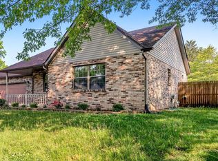 2 Emery Ct, Belleville, IL