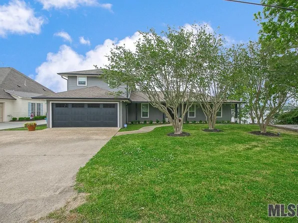 10110 False River Rd, New Roads, LA 70760