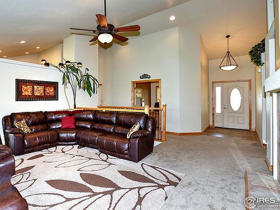 4th image of 1655 Plains Dr