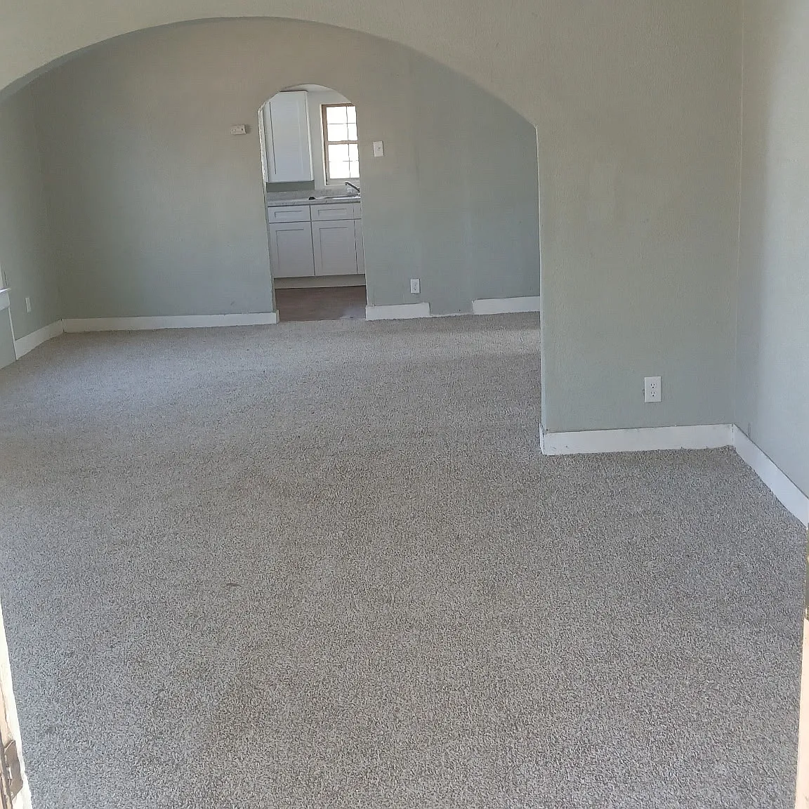 3 bed, 1080 sqft, $1,195 — Photo 1