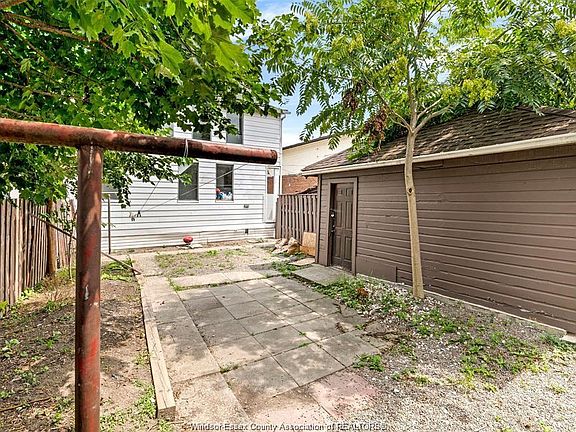 5th image of 31 Drouillard Rd #1629