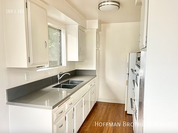 2nd image of 1038 N Crescent Heights Blvd #2