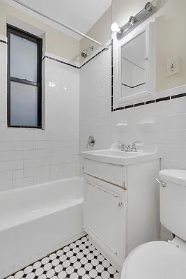 Rented by Cooper & Cooper Real Estate | media 10