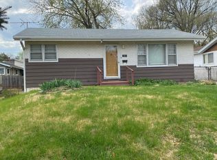 3557 Valleywood Dr, Saint Louis, MO 63114