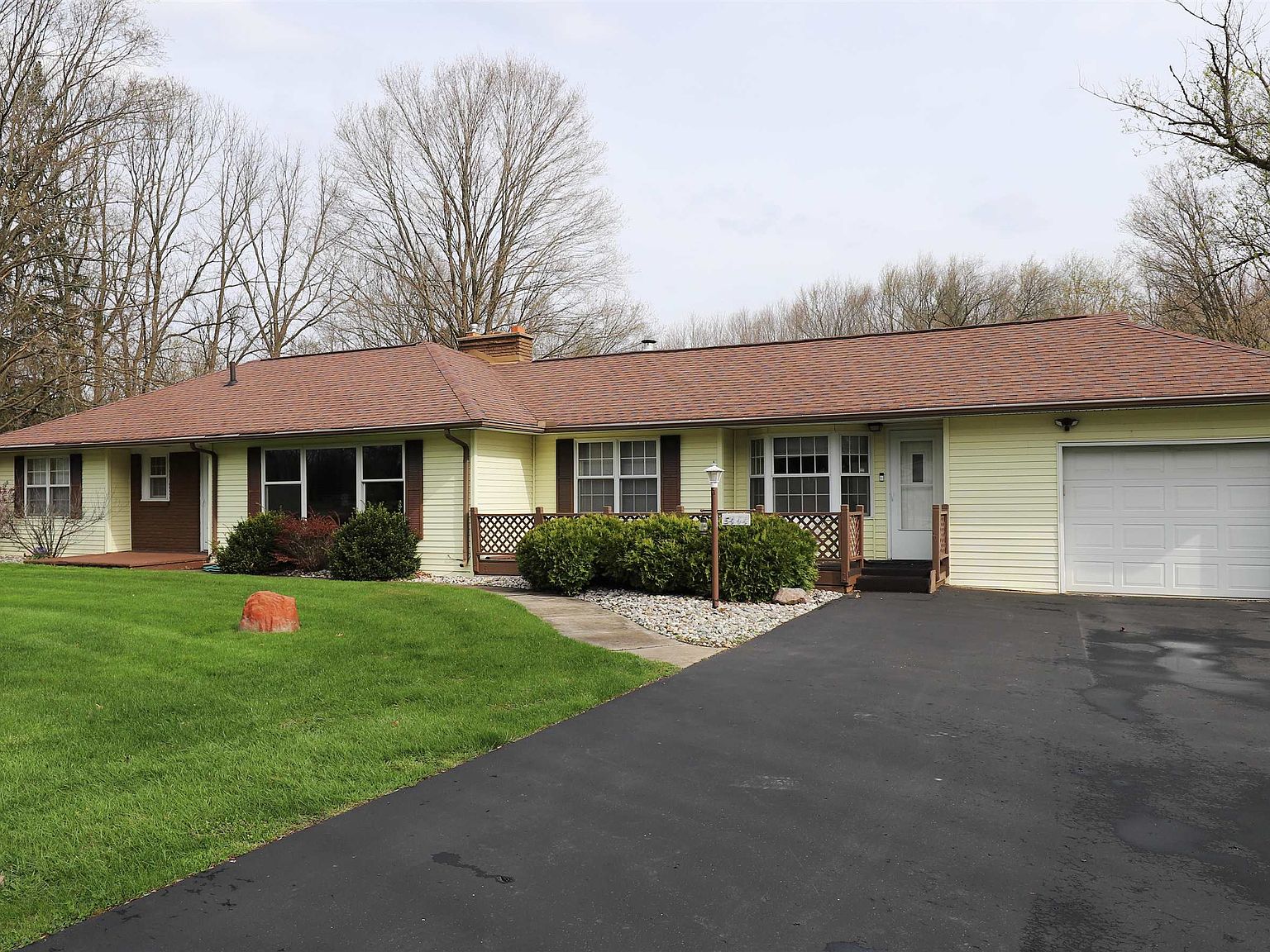 5444 W Wilson Rd, Clio, MI 48420 Zillow