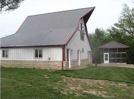 side view of home w/gazebo
