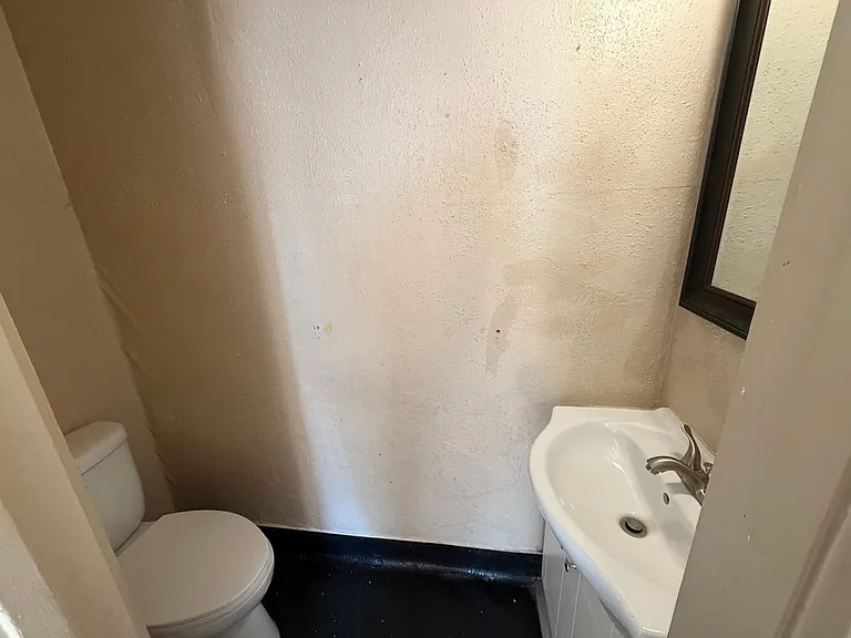 1771 Harrison Ave — Photo 8
