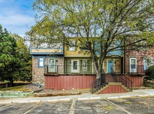 2479 E Nichols Cir, Centennial, CO 80122