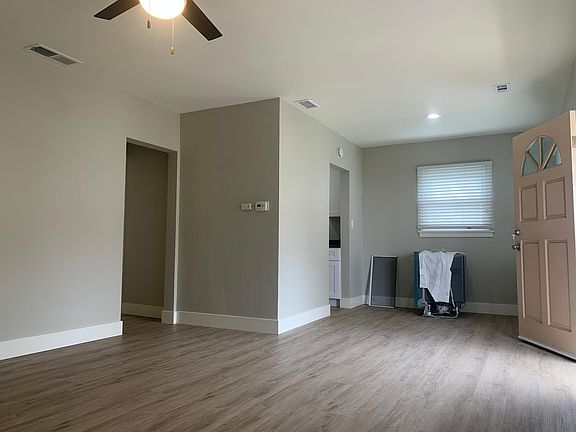 4th image of 2155 2nd Ave