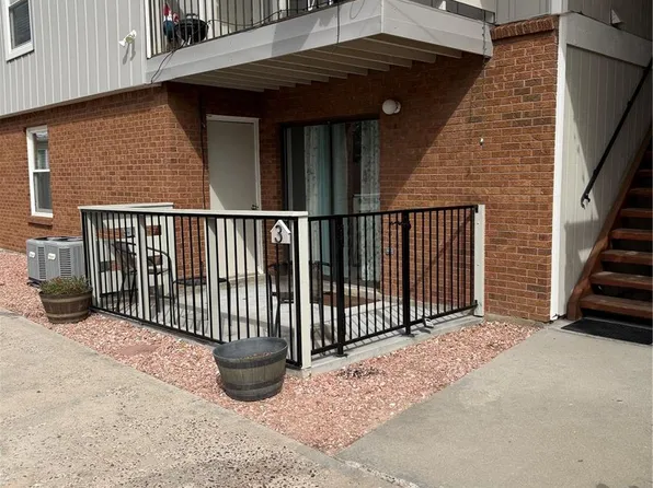 1543 Main St #3, Strasburg, CO 80136