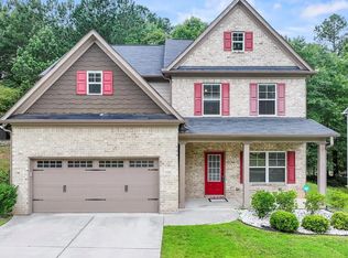 1180 Grayson Oaks Dr, Lawrenceville, GA 30045