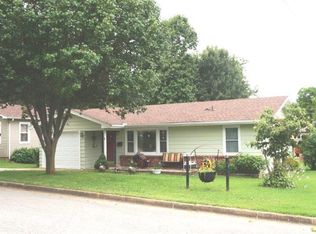 819 Texas St, West Plains, MO 65775