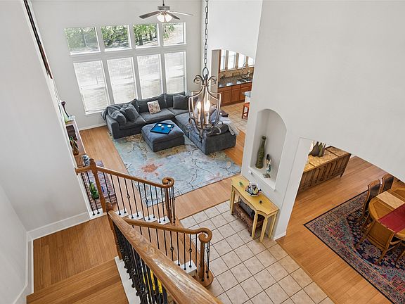 5th image of 2360 Desert Falls Ln