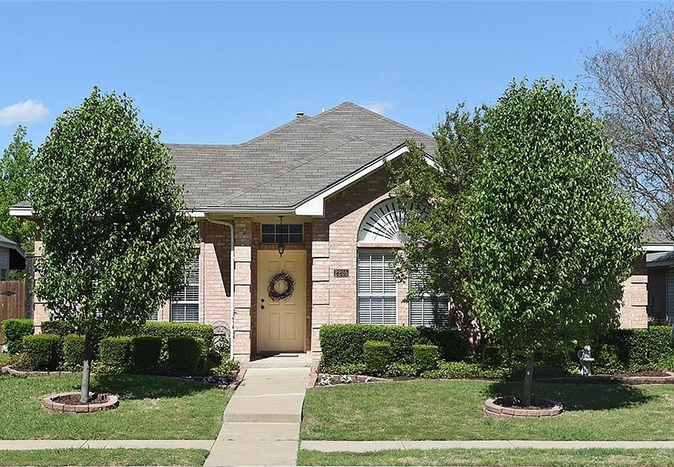 1st image of 2205 Arbor Creek Dr