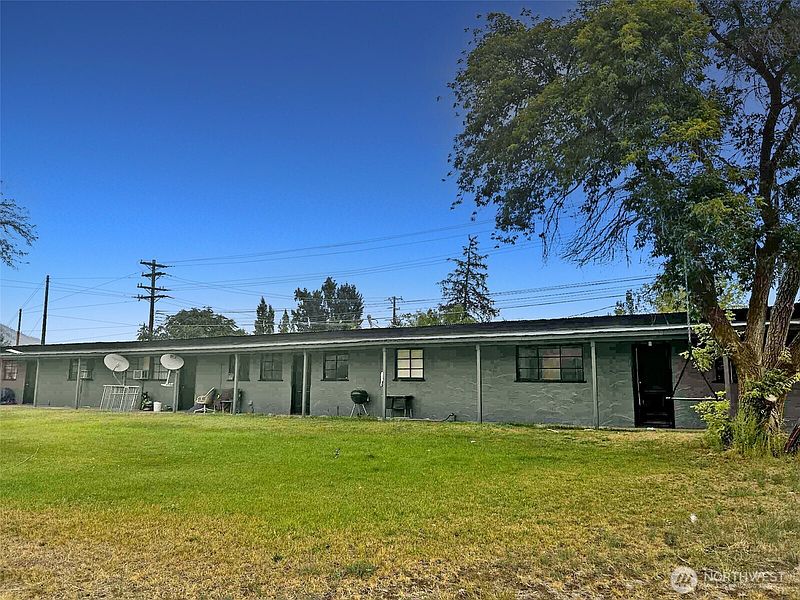 2nd image of 616 Columbia Avenue