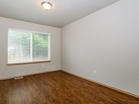 5th image of 7503 133rd St E
