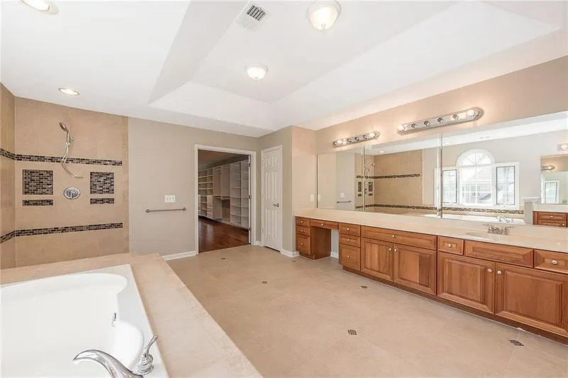 Thumbnail 17