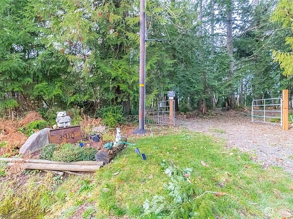 4th image of 3910 E Harstine Island Road S