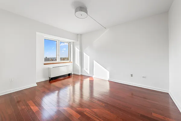 Rented by Corcoran | media 35