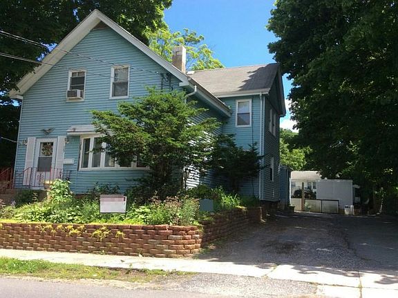2nd image of 15 Washington St