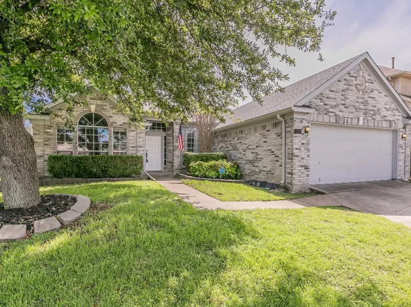 620 Engleside Dr, Arlington, TX 76018