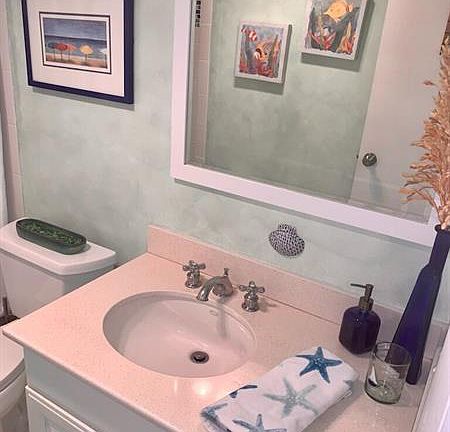 5th image of 121 Wettaw Ln APT 111