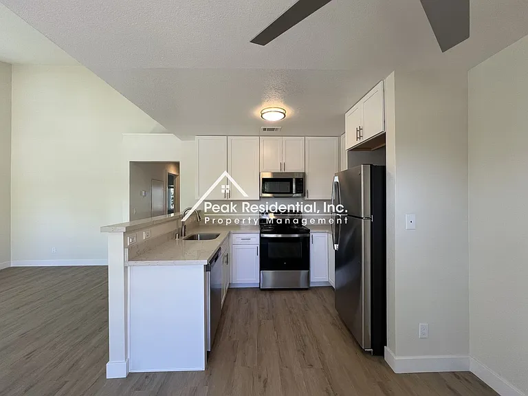 Gardenside Apartments — Photo 49