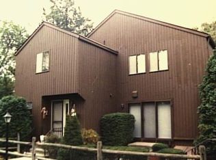 42 Powder Mill Dr #A, Stratford, CT 06497