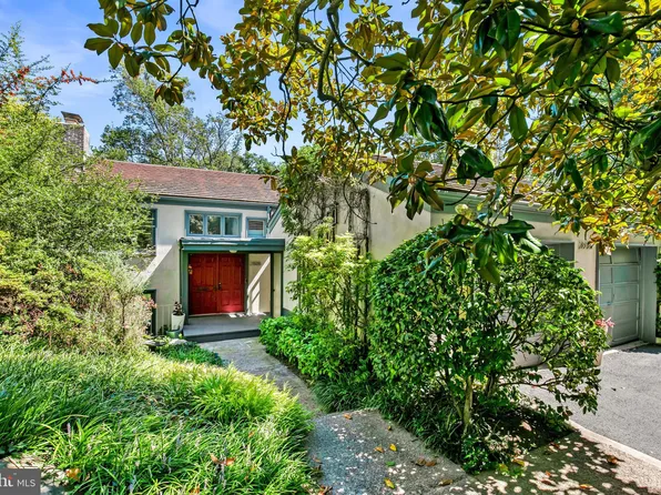 2808 Battery Pl NW, Washington, DC 20016