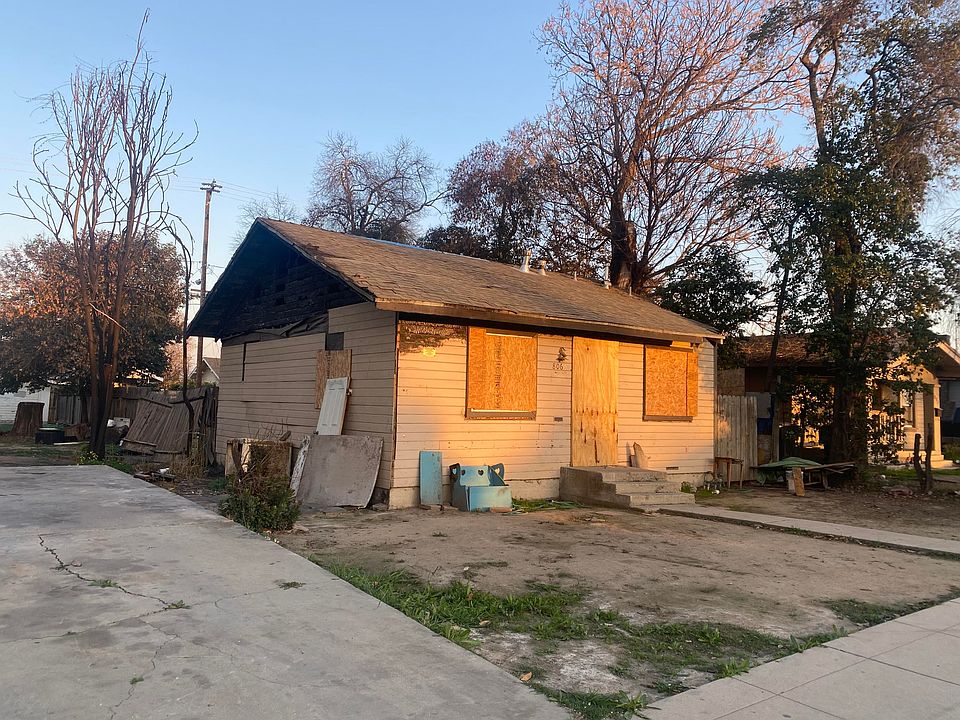 1st image of 806 S Church St #101