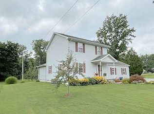 2004 Il Highway 15, Fairfield, IL 62837