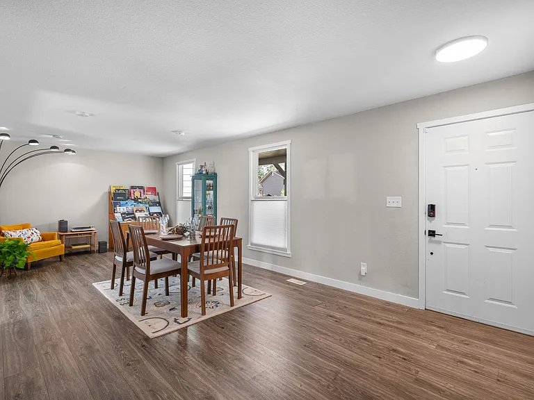 15083 E 43rd Ave — Photo 16