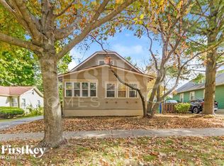 21 S Du Bois Ave, Elgin, IL