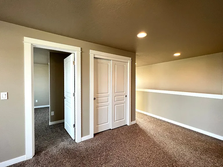 6337 Marble St — Photo 31